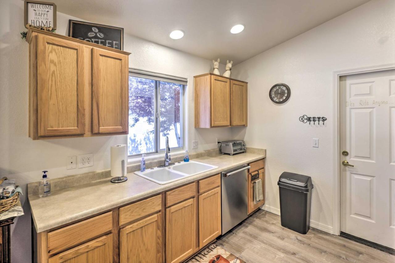 Kid-Friendly Kingman Home Near Parks And Dining Eksteriør bilde